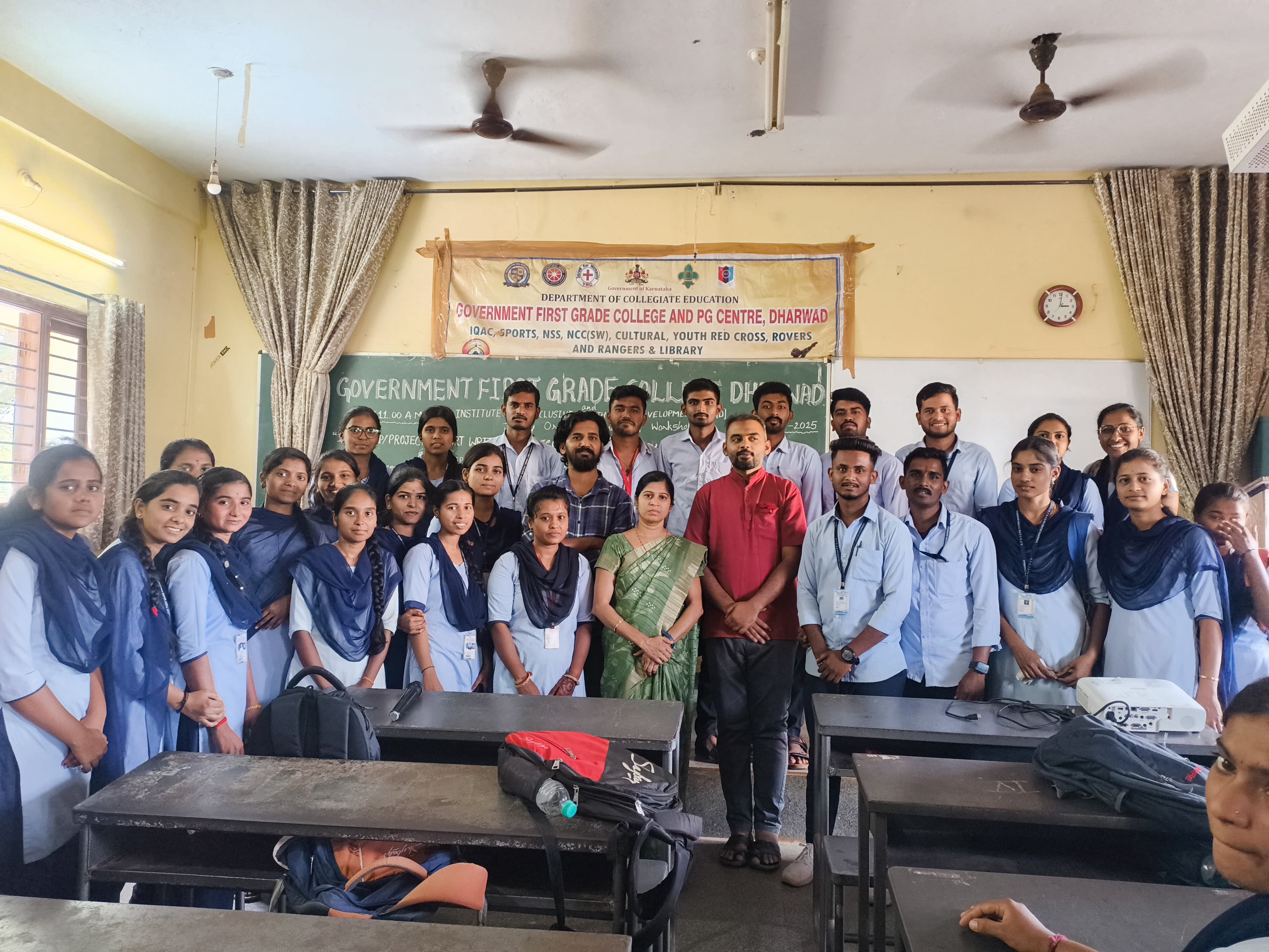 One-Day Workshop on Research Methodology and Data Analysis photo 1