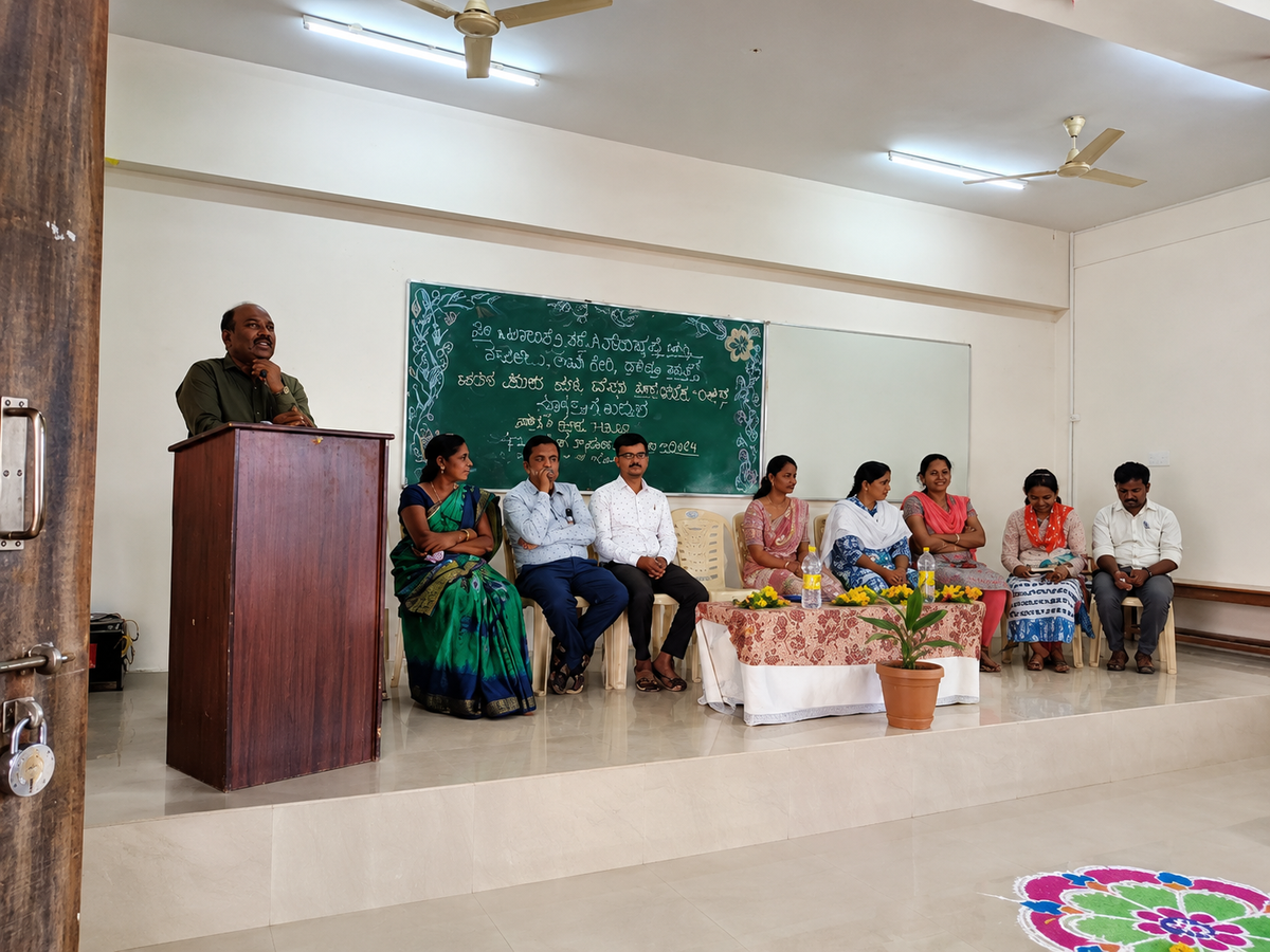 Special Lecture at Government First Grade College (GFGC) Annigeri photo 1